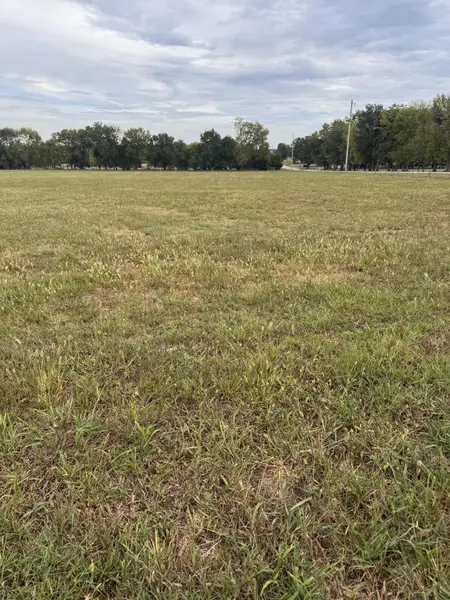 000 N Farm Road 177 #3, Springfield, MO 65803