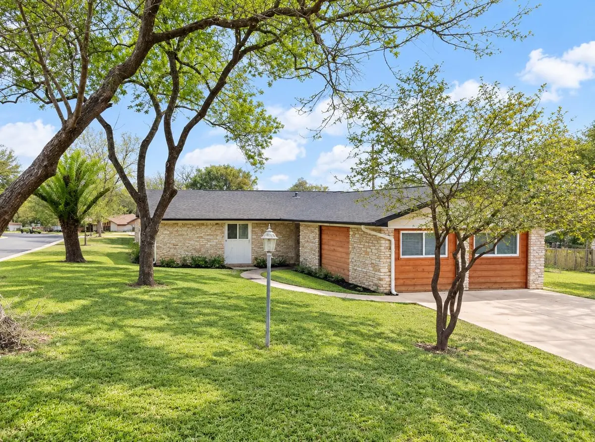 10601 Walnut Bend DR, Austin, TX 78753