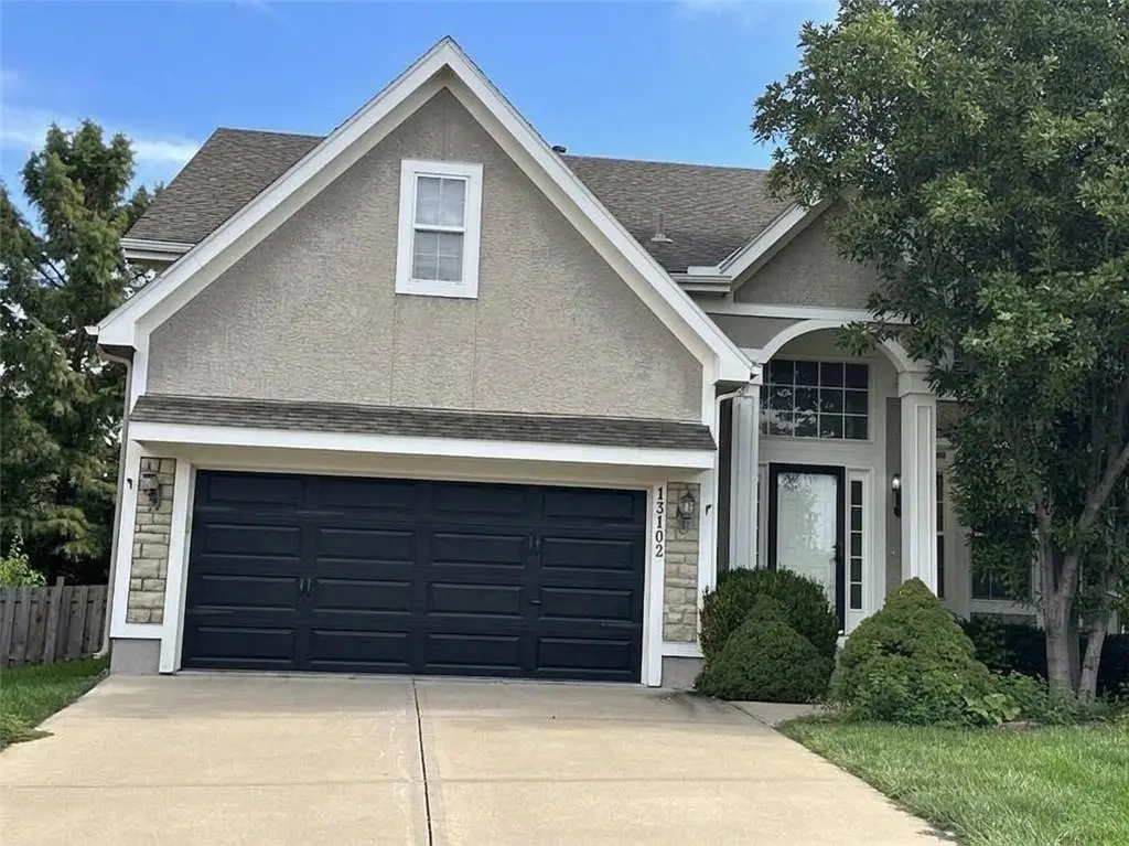 13102 W 137th CT, Overland Park, KS 66221