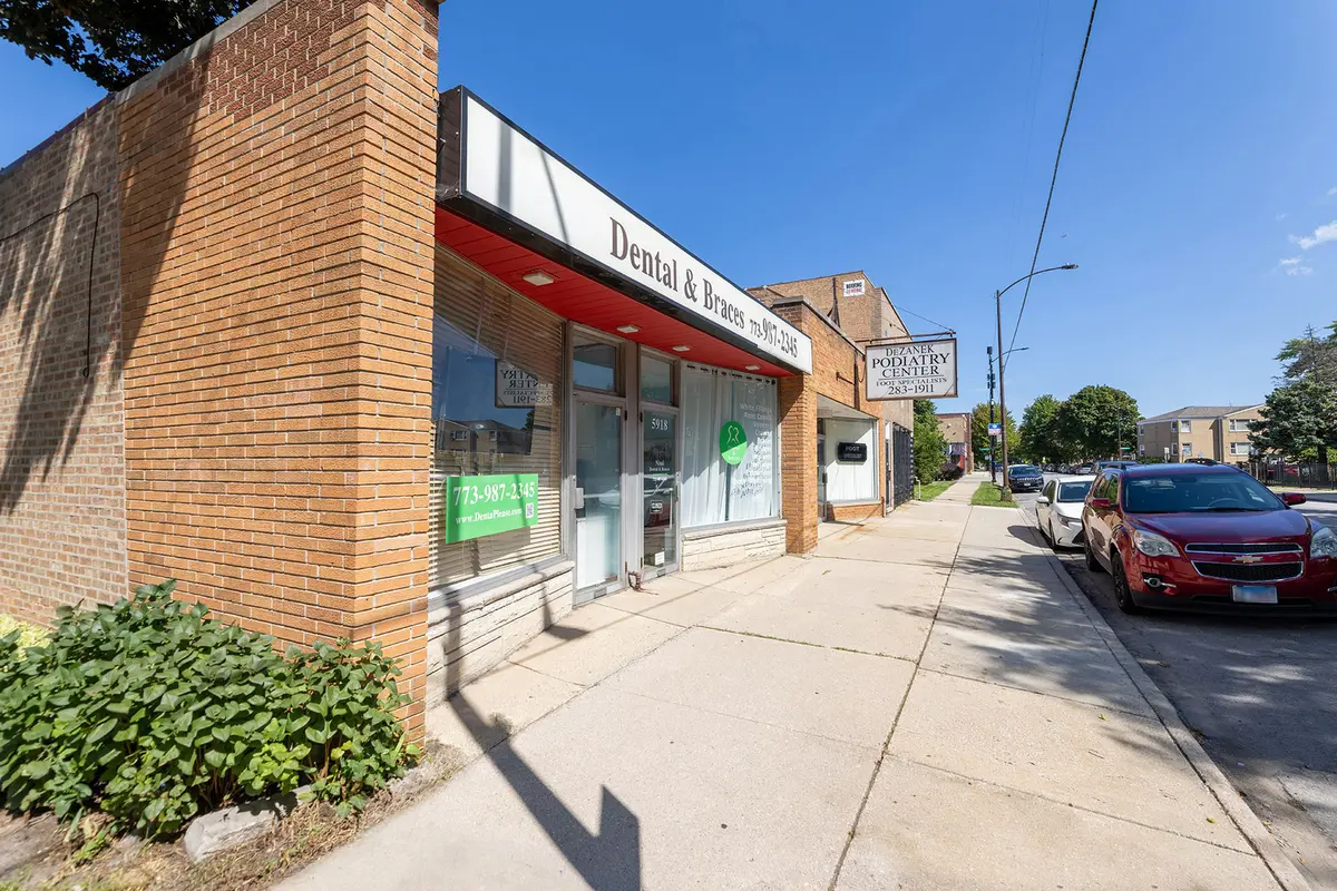 5918 W Higgins AVE, Chicago, IL 60630