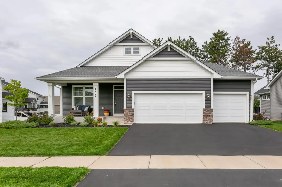 1202 Gretz WAY, New Richmond, WI 54017