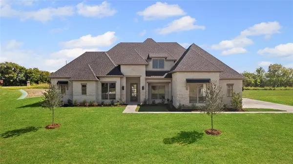 121 Aiden Drive, Waxahachie, TX 75165