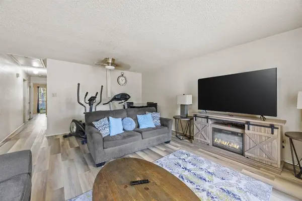 2514 Windy Pine Lane #2514, Arlington, TX 76015