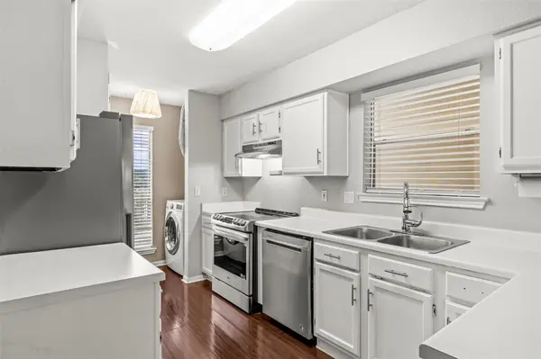 2450 Wickersham LN #1606, Austin, TX 78741