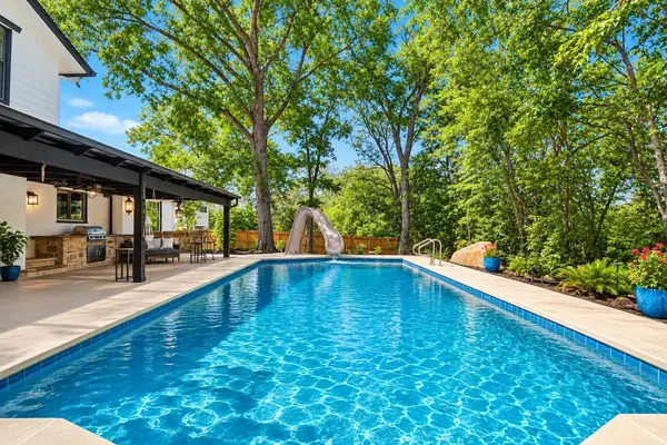 9203 Comburg DR, Austin, TX 78748