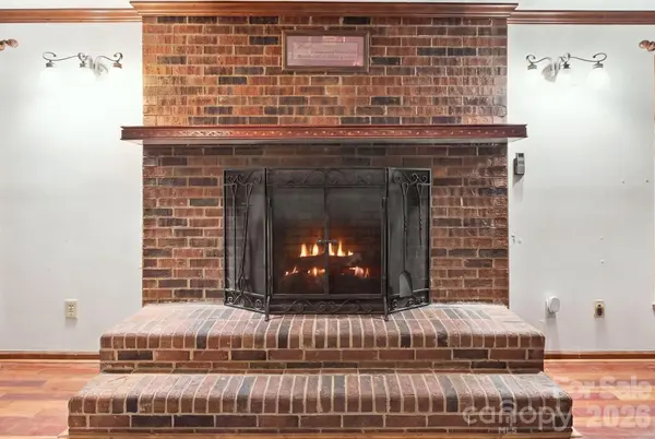1345 Shirebourn None, Hickory, NC 28602
