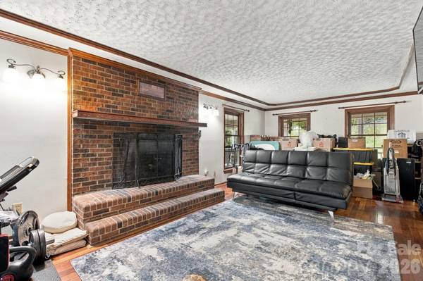 1345 Shirebourn None, Hickory, NC 28602