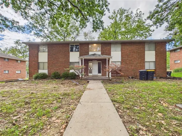 8030 Campbell ST, Kansas City, MO 64131