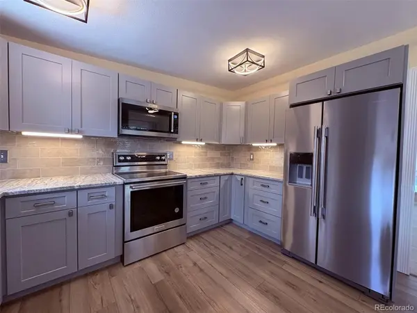 5944 S Fairfield, Littleton, CO 80120