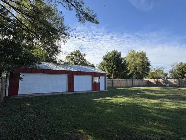 740 S 2nd ST, Dugger, IN 47848