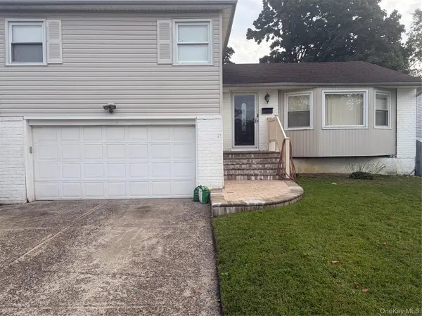 224 E Pennywood AVE, Roosevelt, NY 11575