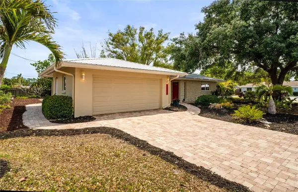 6512 BOWLINE DR, Sarasota, FL 34231