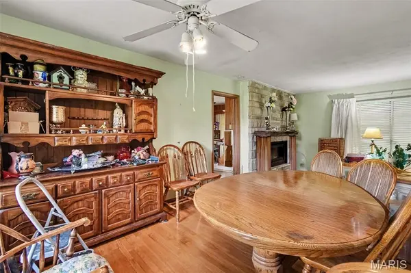 1400 Bopp RD, Des Peres, MO 63131