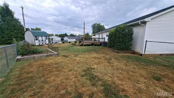 7 Redbud CT, Desloge, MO 63601
