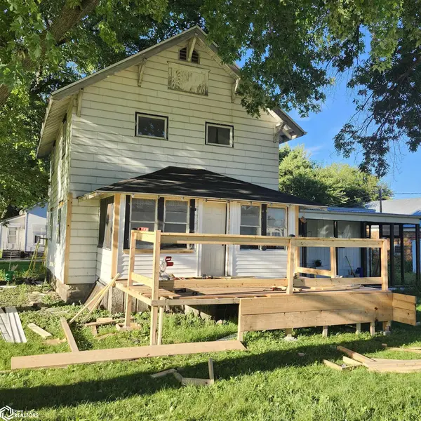 310 Lasalle St, Palmer, IA 50574