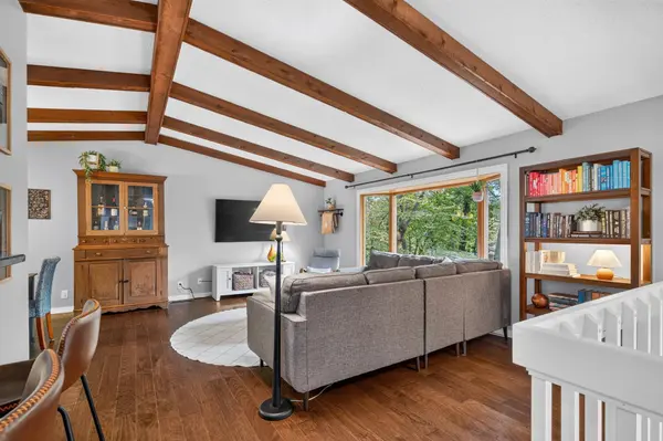 2222 Black Oak DR, Minnetonka, MN 55305