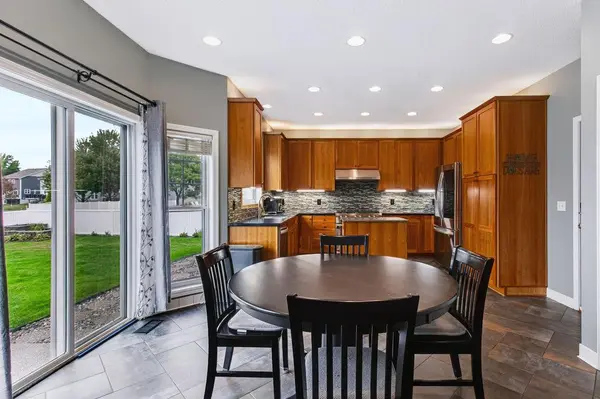 8547 Kirkwood LN N, Maple Grove, MN 55369