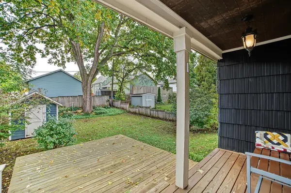 319 Maple ST W, Stillwater, MN 55082