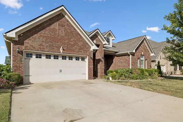 4732 Kingdom Dr, Murfreesboro, TN 37128