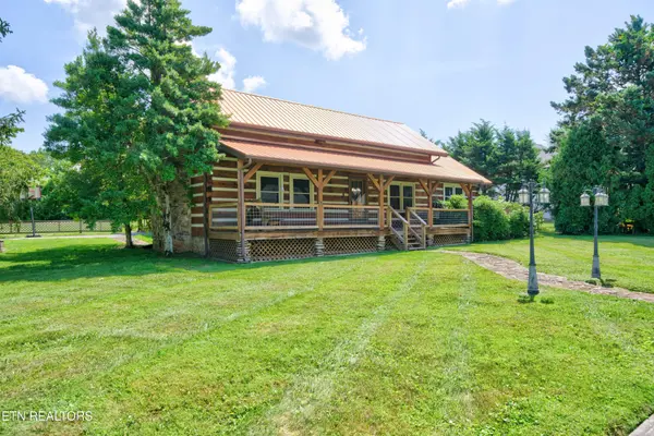 106 W Crawford Avenue, Monterey, TN 38574