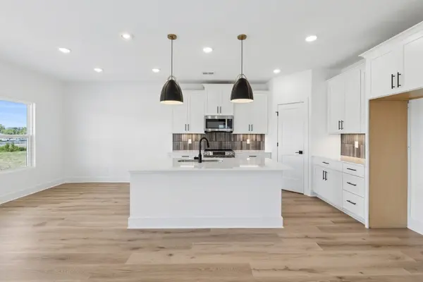 933 Watercourse Court, Nashville, TN 37214