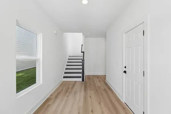 933 Watercourse Court, Nashville, TN 37214