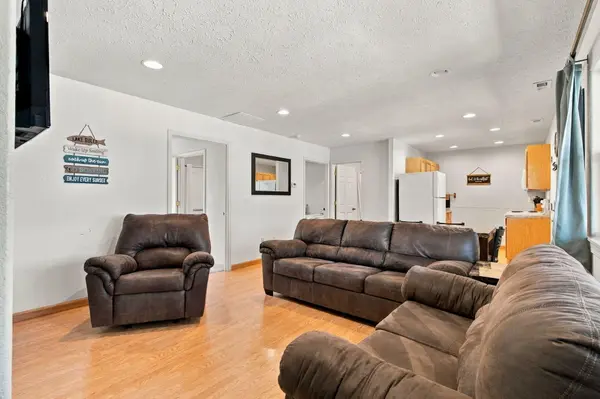 425 Eagle Drive, Reeds Spring, MO 65737