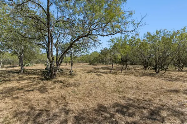 200 Armstrong RD, Lockhart, TX 78644