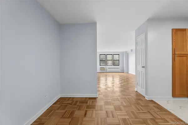 37-31 73rd Street ST #7U, Jackson Heights, NY 11372