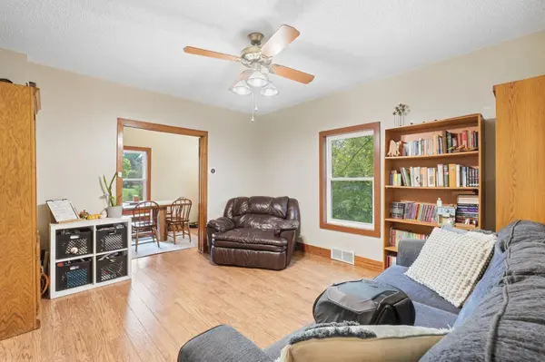 858 Bradley DR, Hudson, WI 54016