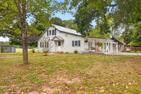 749 McNichols Rd, Cadiz, KY 42211