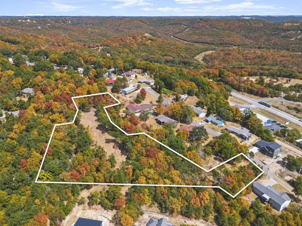 21 Paola Lane, Kimberling City, MO 65686