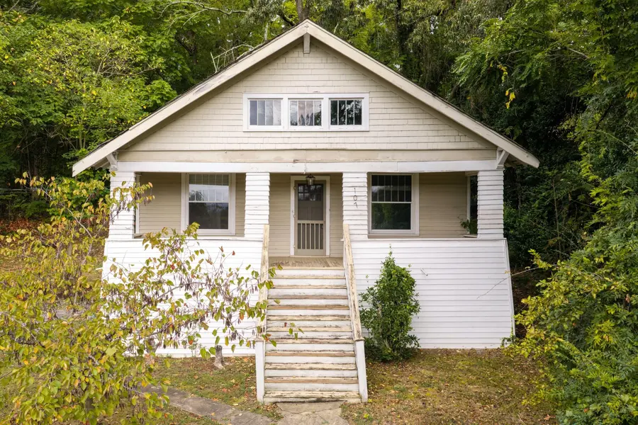 107 S Seminole Drive, Chattanooga, TN 37411