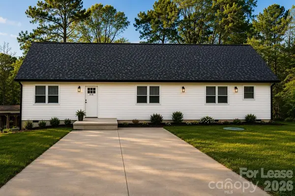 618 E Holly ST, Dallas, NC 28034