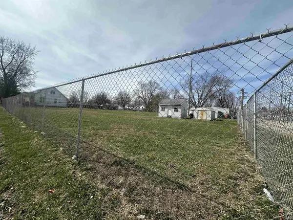 2801 S Hackley ST, Muncie, IN 47302