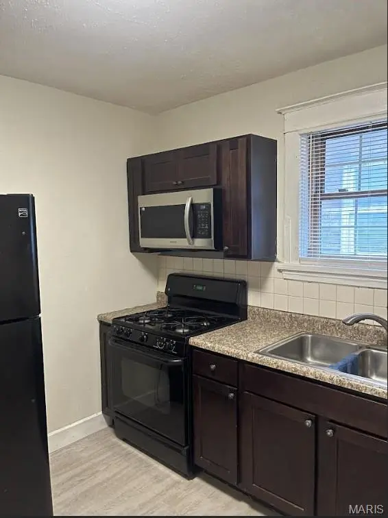 4762 Beacon AVE, St Louis, MO 63120