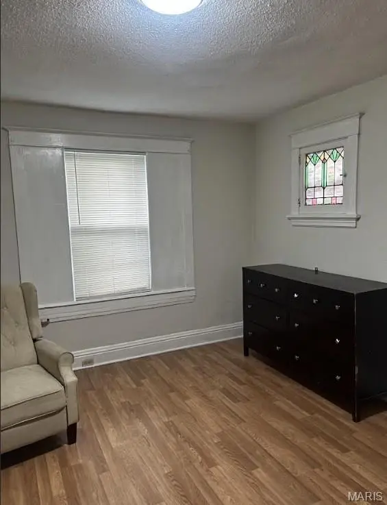 4762 Beacon AVE, St Louis, MO 63120