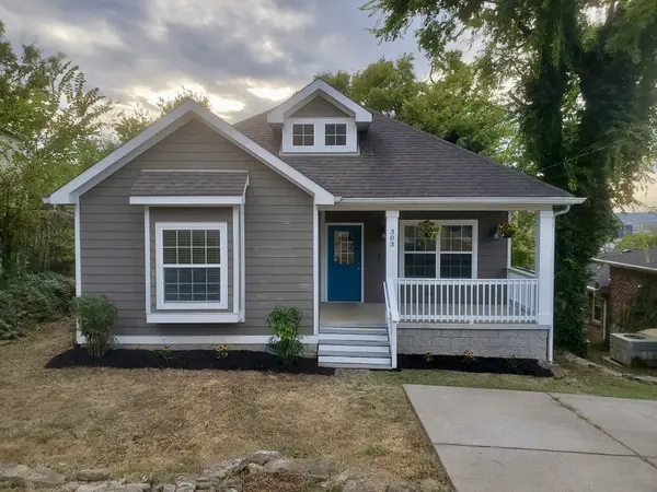303 35th Ave #N, Nashville, TN 37209