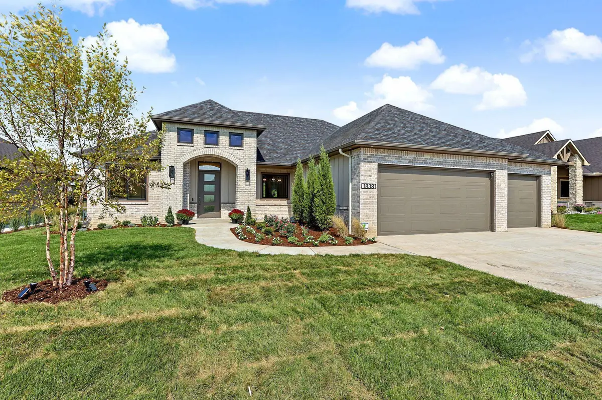 1838 W Harborlight, Wichita, KS 67204
