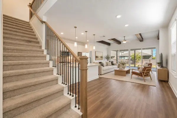 301 Harbors LN, Leander, TX 78641