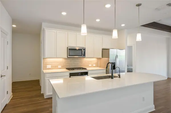 301 Harbors LN, Leander, TX 78641