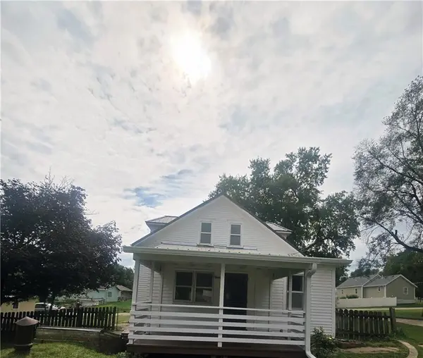 406 College ST, Tarkio, MO 64491