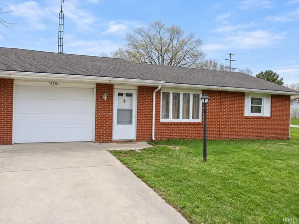 5500-5502 Hazelnut ST, Muncie, IN 47304