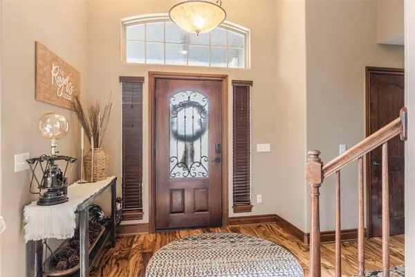 531 W Alamo Court WAY, Mustang, OK 73064