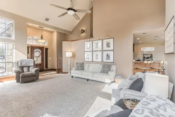 531 W Alamo Court WAY, Mustang, OK 73064
