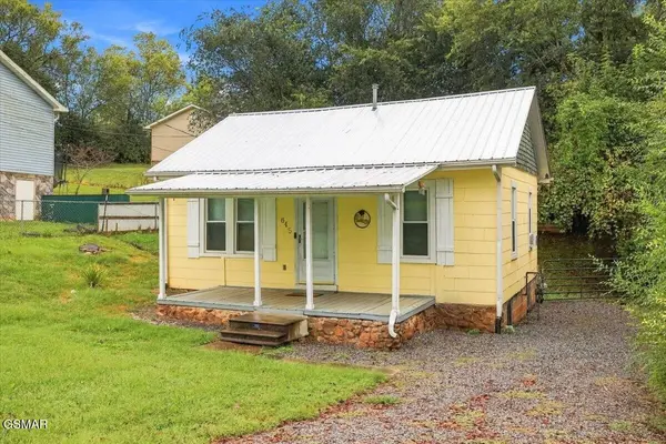 645 8th Street, Newport, TN 37821