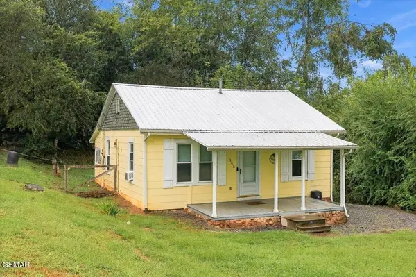 645 8th Street, Newport, TN 37821