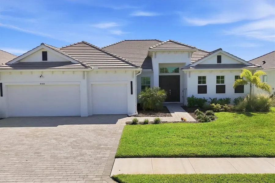 8580 SHORE LAKE DR, Englewood, FL 34224