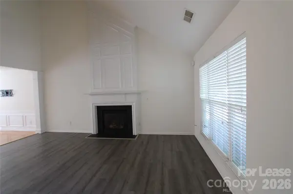 11118 Cypress View DR, Charlotte, NC 28262