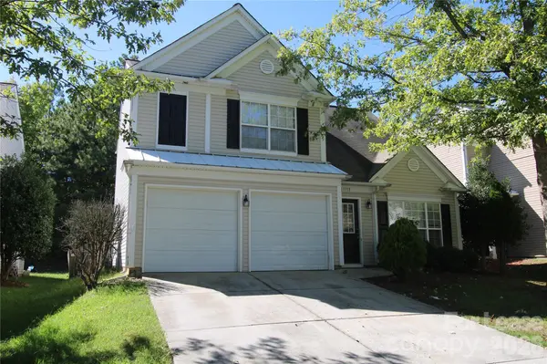 11118 Cypress View DR, Charlotte, NC 28262